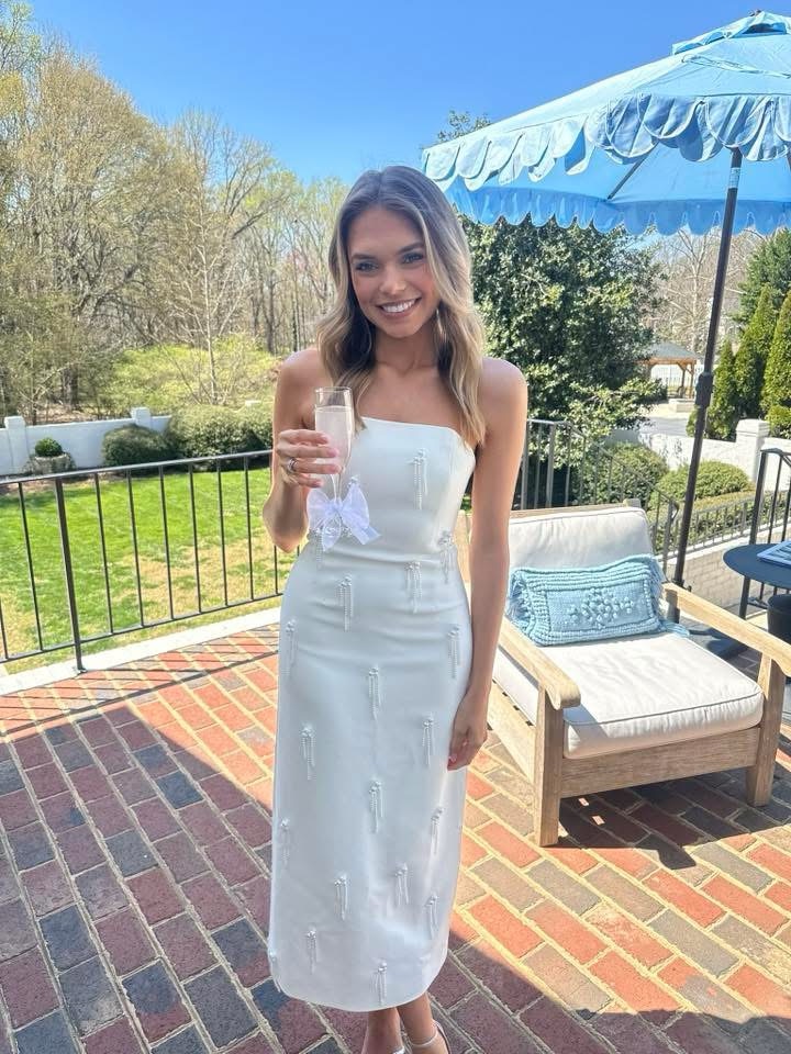 Odd Muse Pearl White Midi Dress